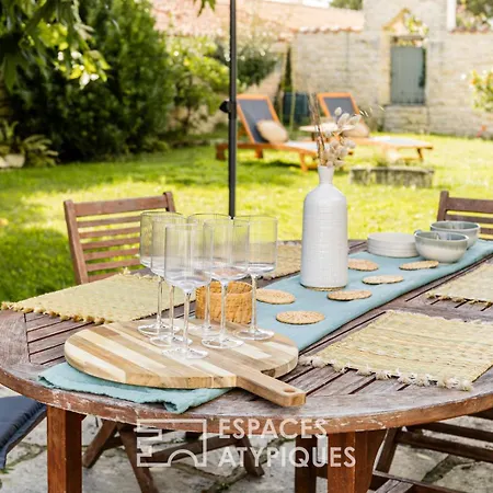 Spacieuse Maison Avec Jardin Et Accessible A Pied Villa *