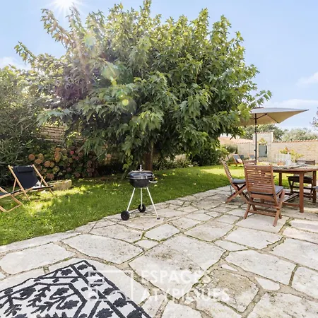 Spacieuse Maison Avec Jardin Et Accessible A Pied